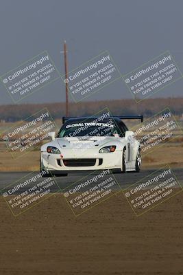 media/Nov-12-2022-GTA Finals Buttonwillow (Sat) [[f6daed5954]]/Group 3/Session 1 (Sweeper)/
